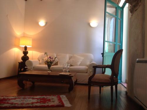 Charmant appartement avec jardin et terrasse