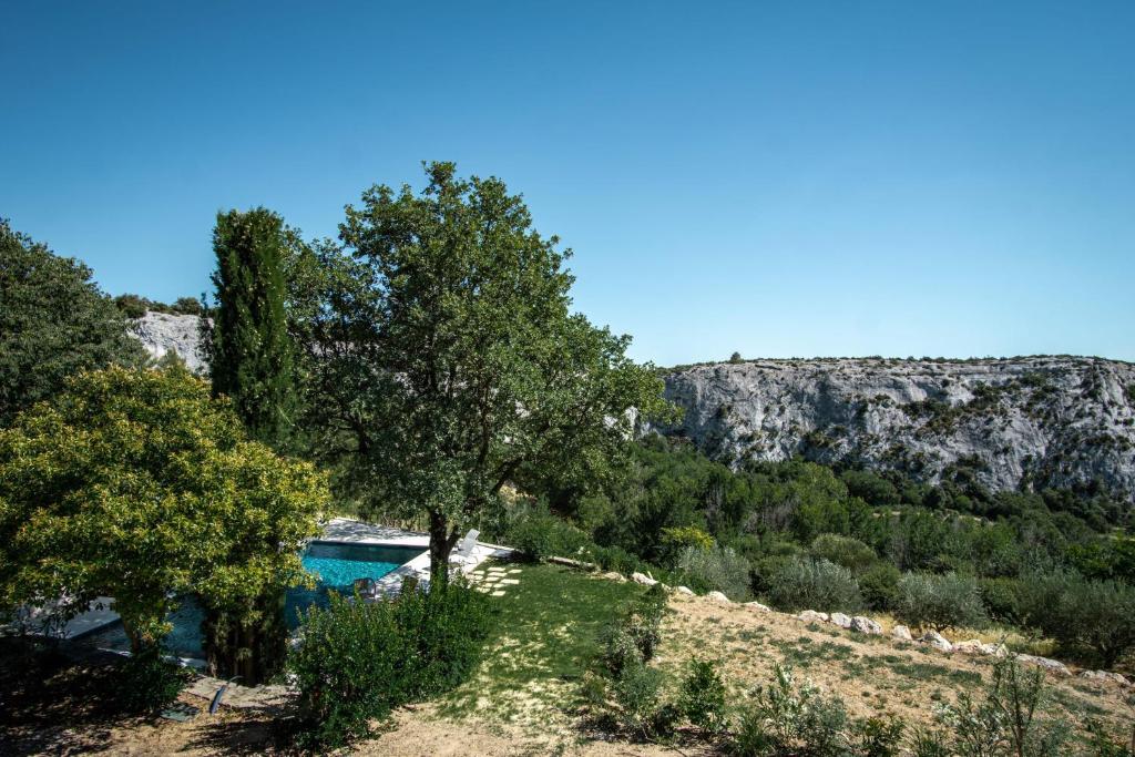 Charmant appartement avec terrasse dans villa