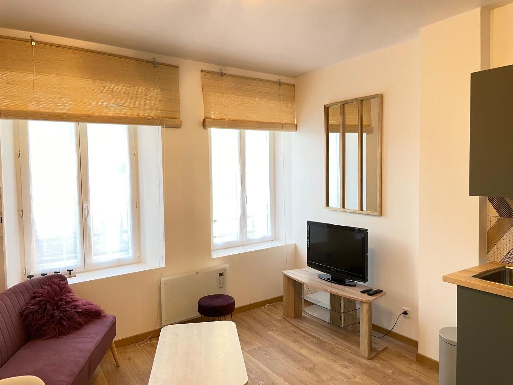 Appartement Charmant appartement centre ville Neuilly Saint Front 1er 10 Rue François Dujardin 02470 Neuilly-Saint-Front