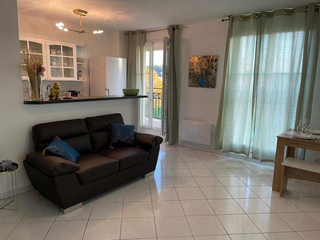 Charmant appartement duplex à 5min de Disney. 51 Rue des Grouettes, 77700 Magny-le-Hongre