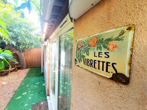Charmant appartement en rez de jardin, à Saint-Tropez
