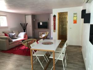 Charmant appartement en rez de villa à Vence