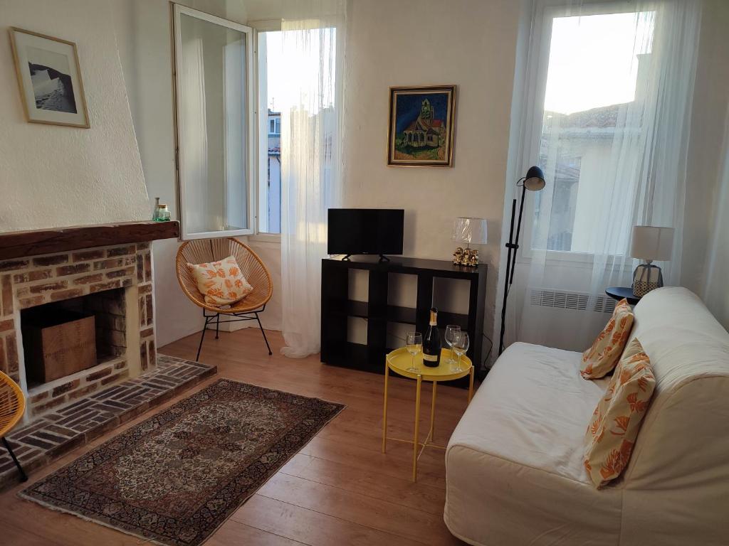 Appartement Charmant appartement lumineux centre historique 6 Place Sadi Carnot 13600 La Ciotat