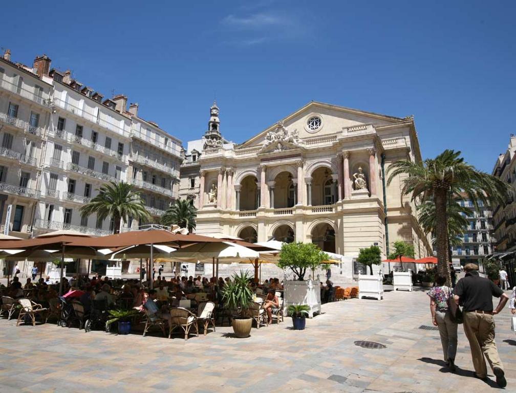 Charmant Appartement quartier Opéra 35 Rue Charles Poncy, 83000 Toulon