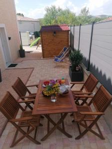 Charmant appartement T2 dans villa avec spa extérieur de mai à septembre