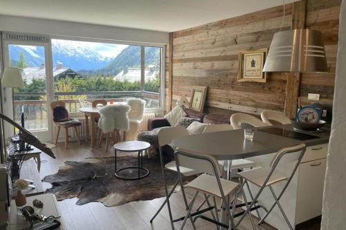 Charmant appt avec BALCON et PISCINE à Argentiere