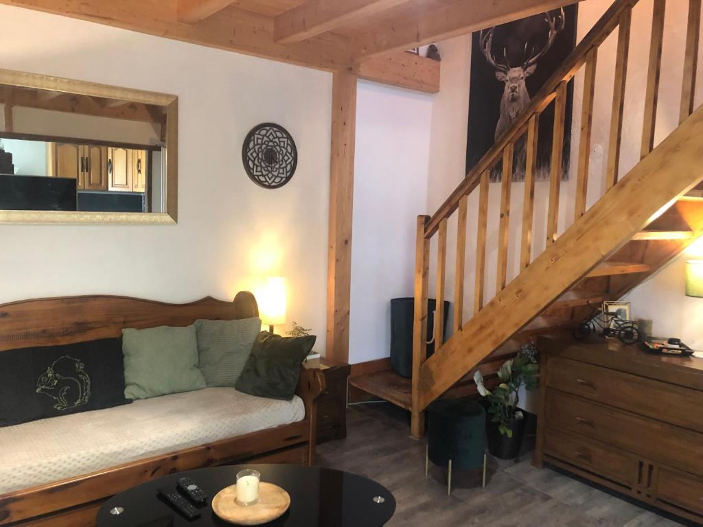 Appartement Charmant Duplex T3 avec Balcon - Halle Olympique 17   étage 3 365 Chemin De La Contamine 73200 Albertville