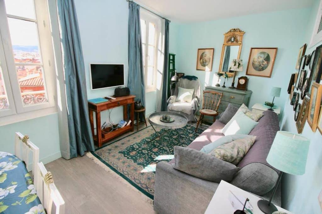 CHARMANT HOME - Mariesol 18 Rue de la Providence, 06300 Nice