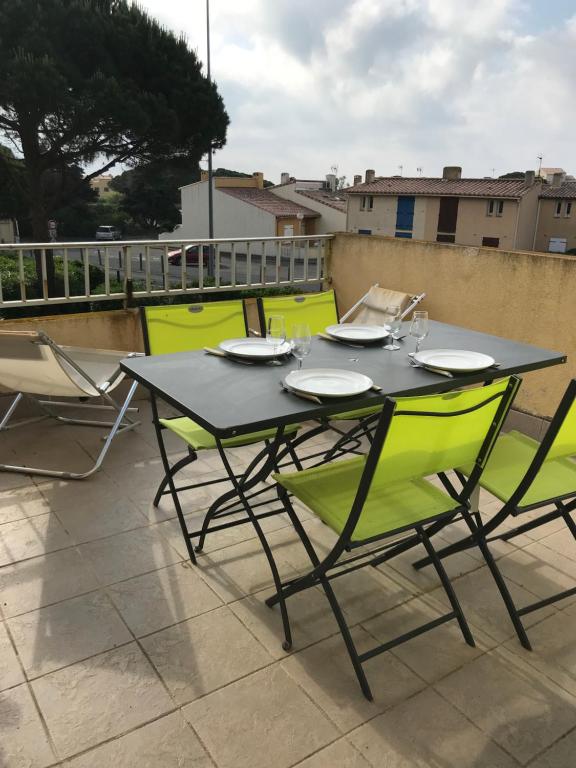 Appartement charmant logement 200m plage de la roquille Avenue des Galères 34300 Le Cap d\'Agde