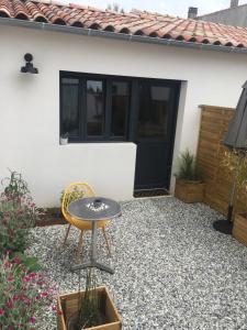 Charmant logement au calme avec espace extérieur