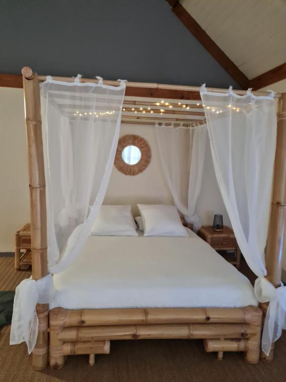 Appartement Charmant logement avec Jacuzzi 1 bis Avenue du Groupe Lorraine 62117 Brébières