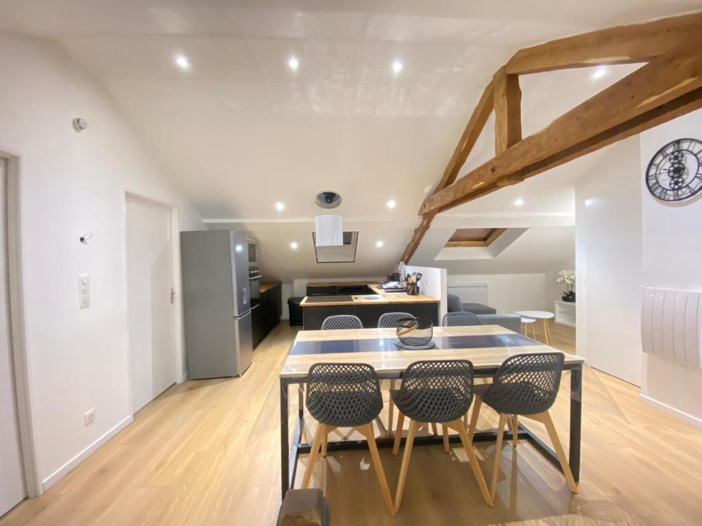 Charmant logement familial - panorama sur montagne 06620 Gréolières
