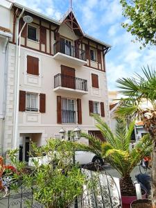 Appartement Charmant logementT3 traversant proche gare plage 56 Cours Héricart de Thury 33120 Arcachon Aquitaine