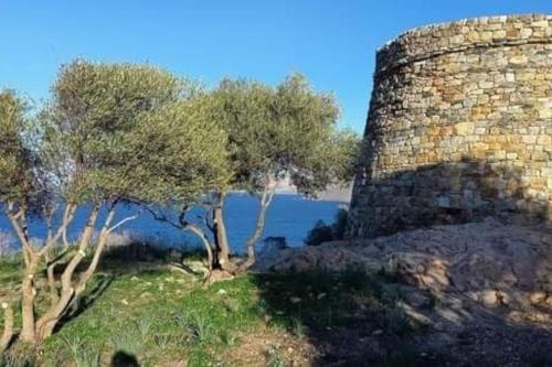 Charmant petit logement à 2 km (2 min) de la plage