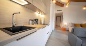 Charmant studio avec vue imprenable sur la mer proche de Saint-Tropez