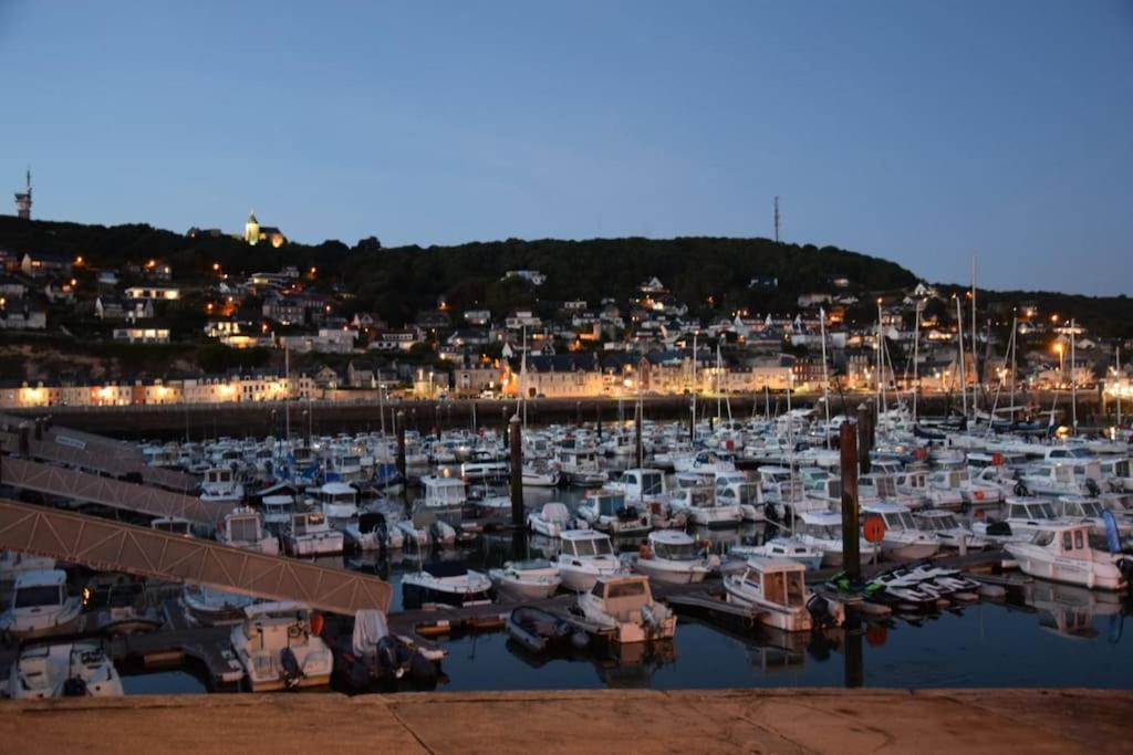 Appartement Charmant Studio avec vue sur le port et falaises 37 Quai de la Vicomte 76400 Fécamp