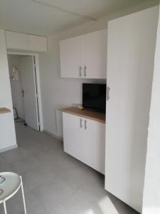 Charmant studio cabine à 50 mètres de la mer