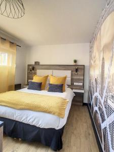 CHARMANT STUDIO CENTRE VILLE GRAND CONFORT PARKING GARE WiFi