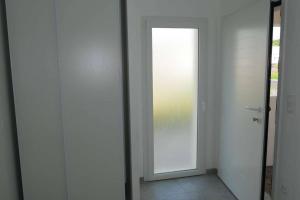 CHARMANT STUDIO DANS UNE MAISON NEUVE
