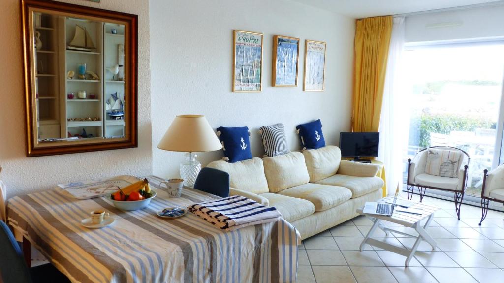 Appartement Charmant studio les pieds dans l’eau à Locmariaquer Appt A3 41 Route de Kerpenhir 56740 Locmariaquer