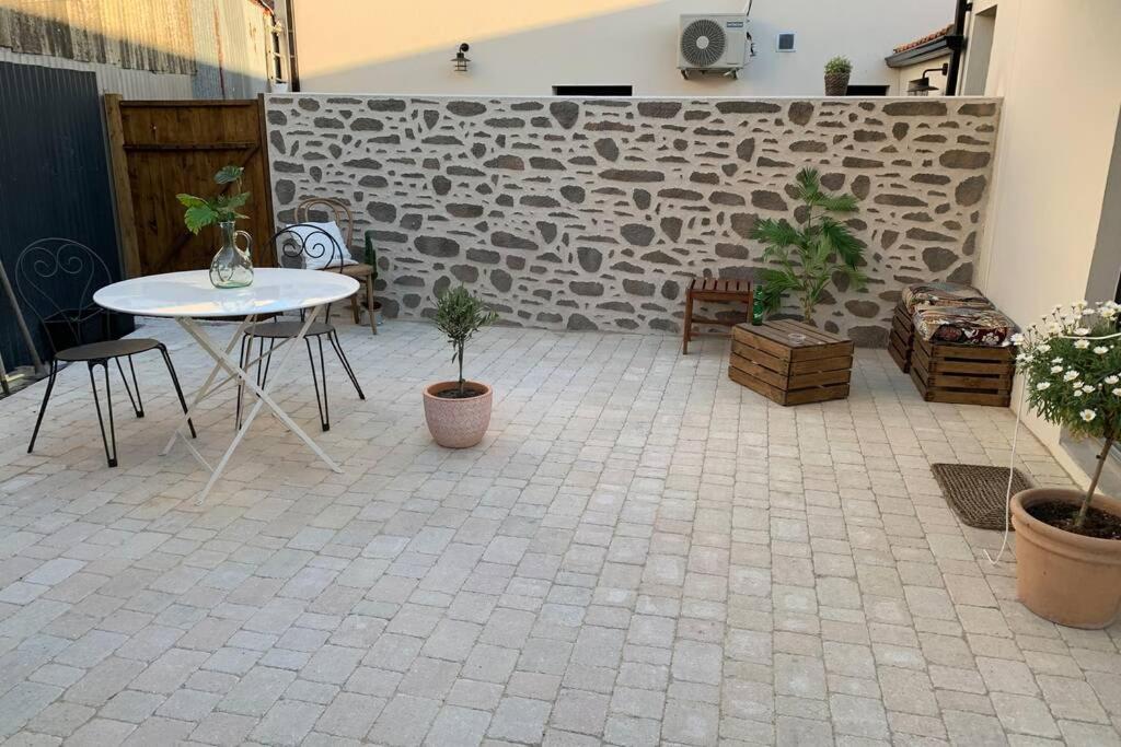 Appartement Charmant studio plein centre de SGXV 1 ter Rue Renaud 85800 Saint-Gilles-Croix-de-Vie