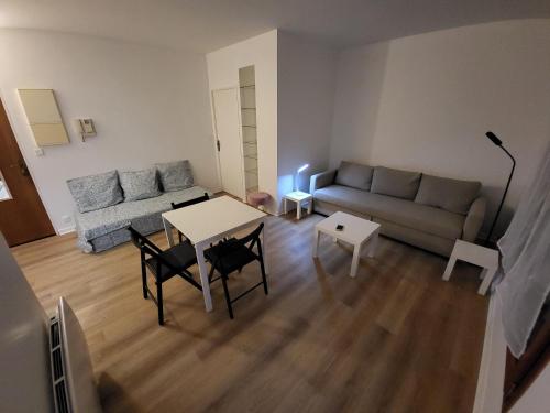 Charmant studio Porte St Cloud