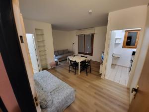 Charmant studio Porte St Cloud
