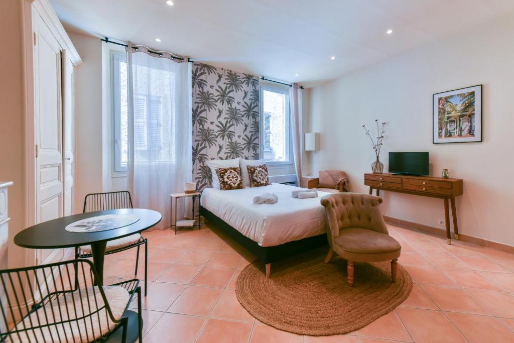 Appartement Charmant studio pour 2 personnes cœur de Cannes 35 Rue Meynadier 06400 Cannes