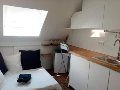 Charmant Studio Propre Calme Vue Paris Ascenseur