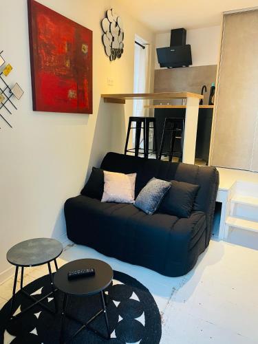 Charmant studio, quartier du château vue Pyrénées