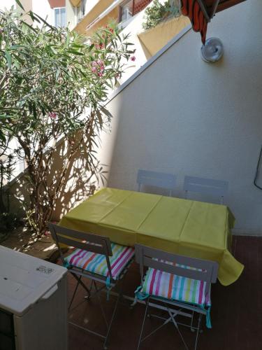 Appartement Charmant studio Residence Carnon plage-Climatisation-Parking Prive Place des Cystes 34280 Carnon-Plage Languedoc-Roussillon