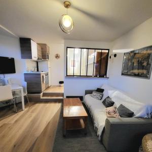 Charmant studio situé sur le Port de Deauville