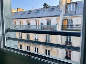 charmant studio sous les toits de Paris