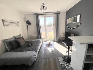 Charmant Studio