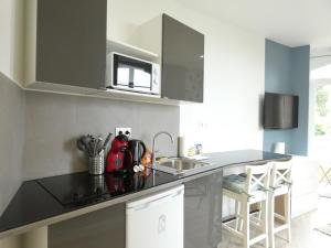 Charmant studio, terrasse privative [Moulin Blanc]