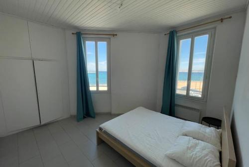 Charmant T2/3 / 2 adultes/2 enfants Pointe Rouge