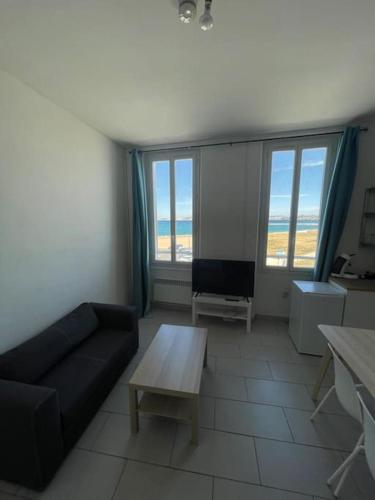 Charmant T2/3 / 2 adultes/2 enfants Pointe Rouge