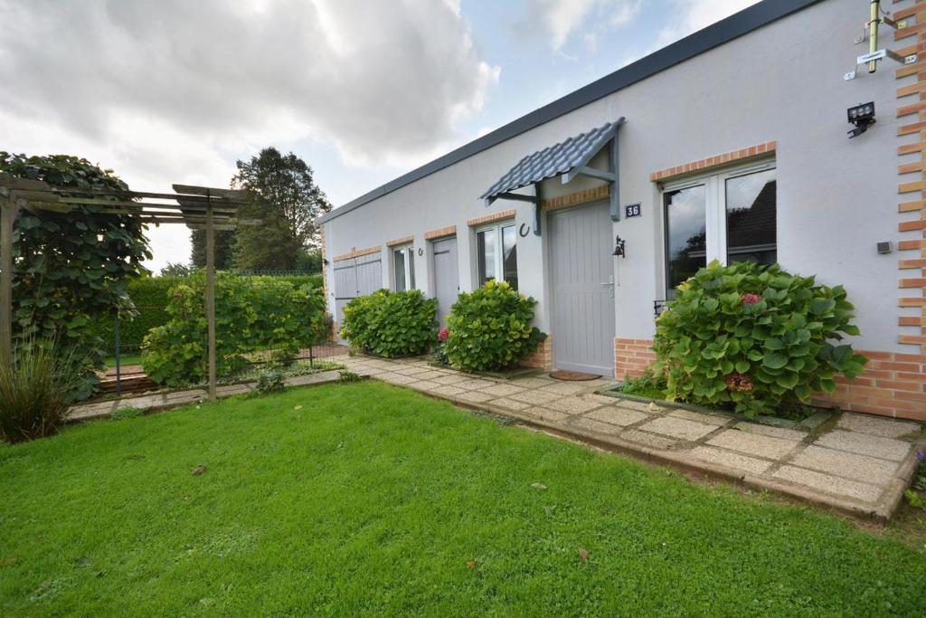 Charmant T2 avec grande terrasse et confort 3 étoiles 34280 La Grande Motte