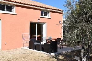 Charmant T2 avec piscine