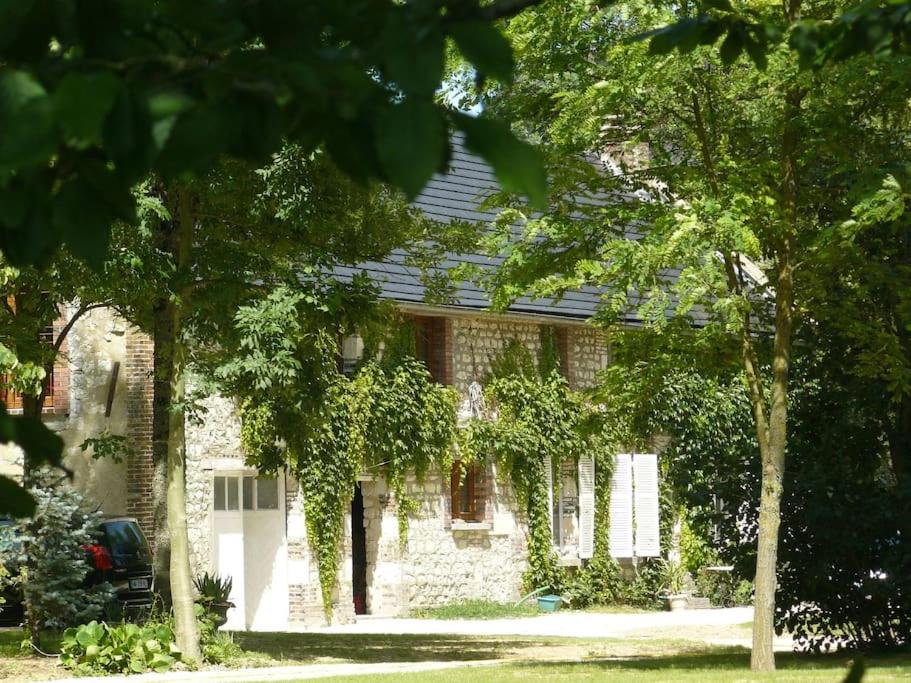 Charmant T2, Centre Historique, Place des Carmes 84000 Avignon