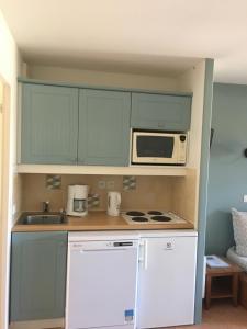 Charmant T2 chambre lit double dans résidence avec Piscine