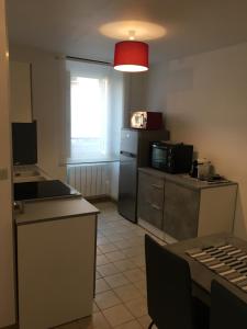 Appartement Charmant T2 RDC dans résidence avec parc arboré Rez-de-chaussée 1 Rue de Beaudrillon 58240 Saint-Pierre-le-Moûtier Bourgogne