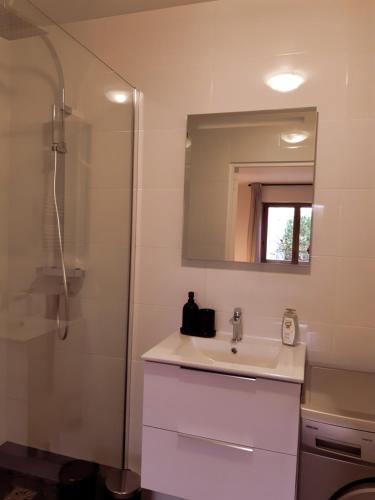Charmant T2 rénové Neuilly-sur-Seine