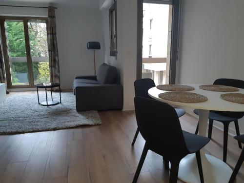 Charmant T2 rénové Neuilly-sur-Seine