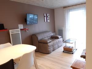 Charmant T2 rénové RDC Résidence quartier pavillonnaire