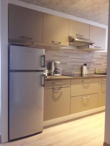 Charmant T2 rénové RDC Résidence quartier pavillonnaire