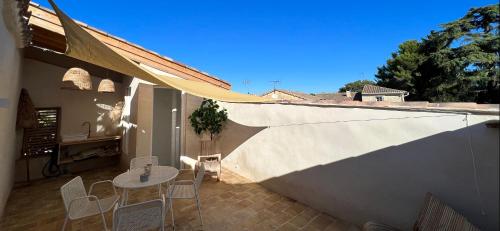 Charmante maison de village, grande terrasse