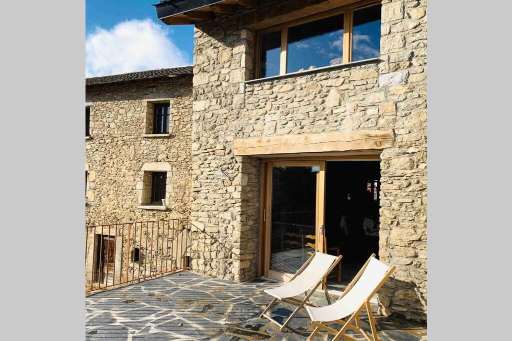 Charmante Maison de village: Prestation de Qualité, Tout confort, Terrasse 5 route d'Andorre, 66120 Targassonne