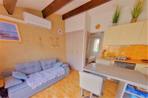 Charmante Maisonette dans copro avec piscine