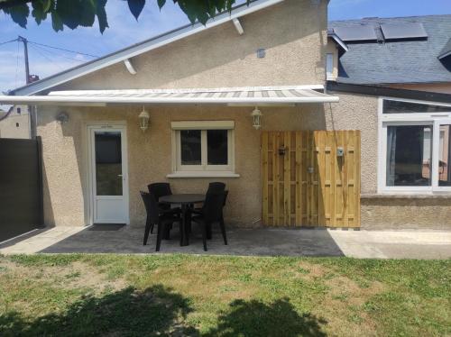 Charmante maisonnette avec jardin privé